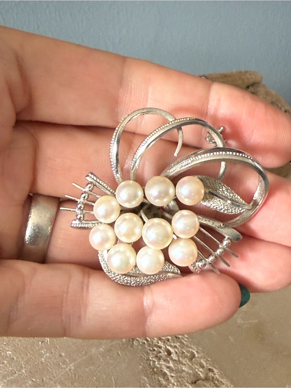 Vintage Pearl & Sterling Silver Cluster Brooch - Picture 3 of 5